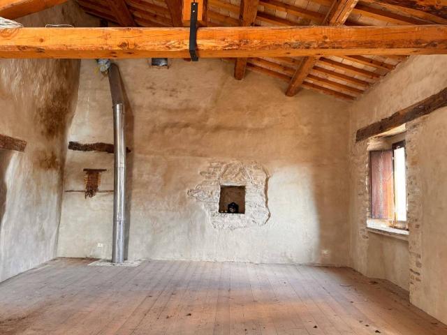 Villa Indipendente in vendita a Sant'Elena, Marche