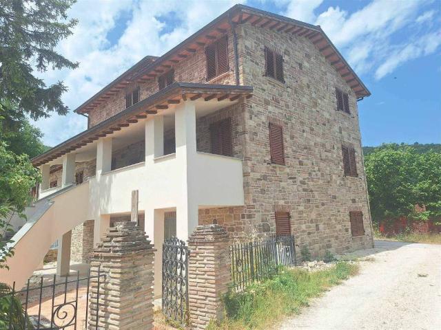 Villa Indipendente in vendita a Stigliano, Marche