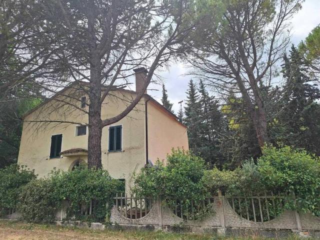Villa Indipendente in vendita a Marche, Macerata