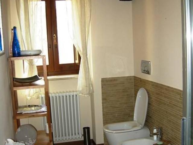 Villa Indipendente in vendita a Le Casette, Marche