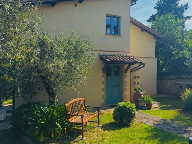 Villa Indipendente in vendita a San Venanzo, Umbria
