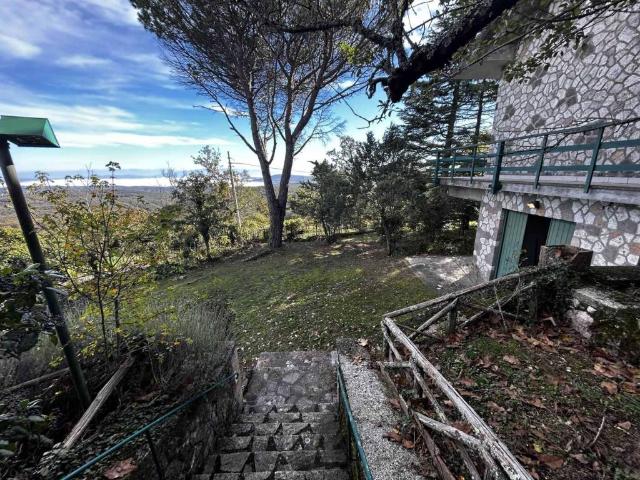 Villa Indipendente in vendita a San Venanzo, Umbria