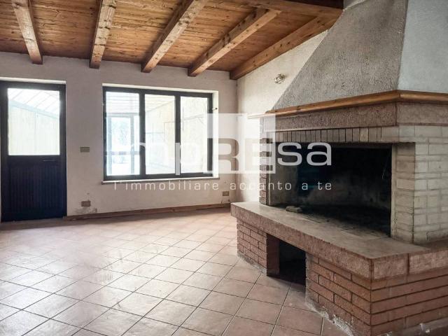 Villa Indipendente in vendita a San Vendemiano, Veneto