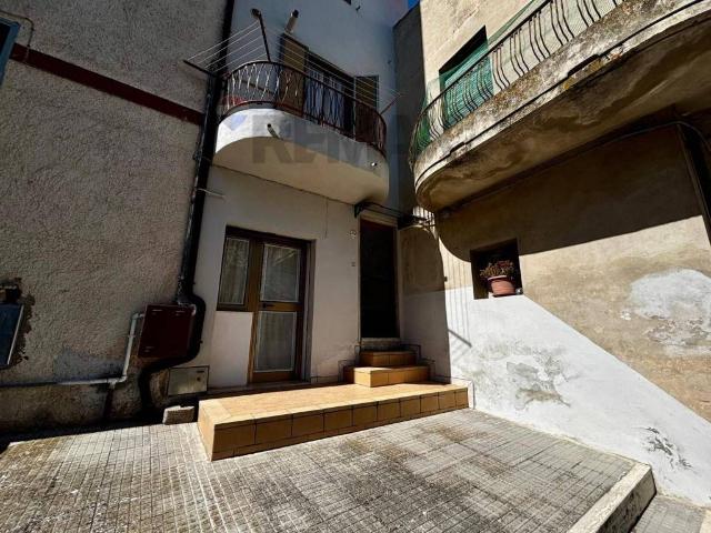 Villa Indipendente in vendita a Sant'Apollinare, San Vito Chietino