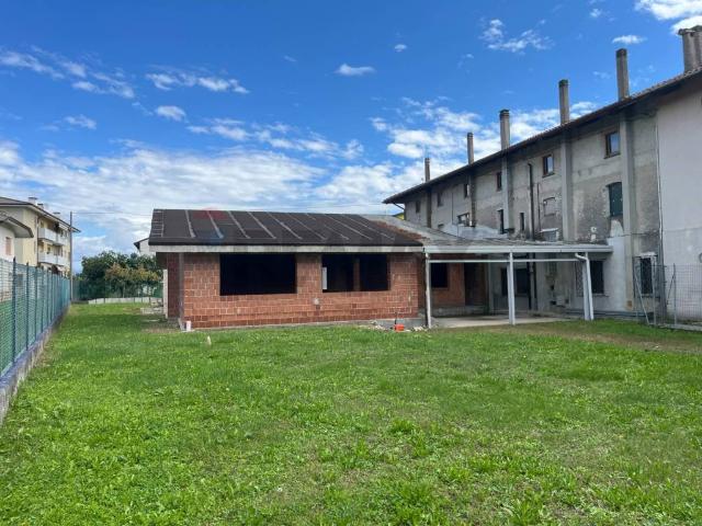 Villa Indipendente in vendita a San Vito Di Fagagna, Friuli-Venezia Giulia
