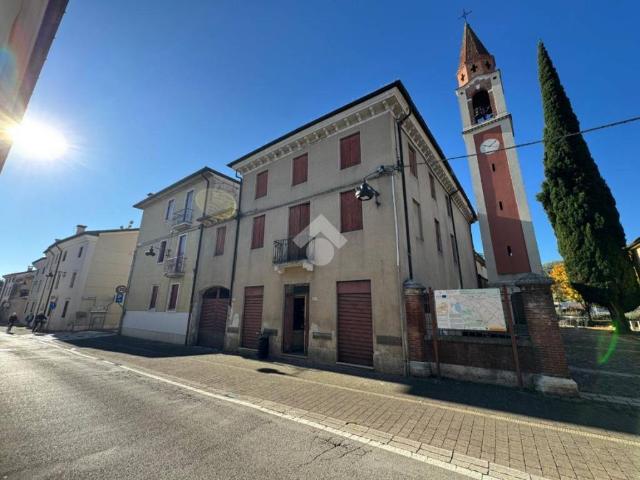Villa Indipendente in vendita a San Vito Di Leguzzano, Veneto