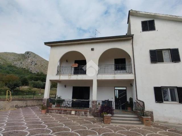 Villa Indipendente in vendita a San Vittore Del Lazio, Lazio