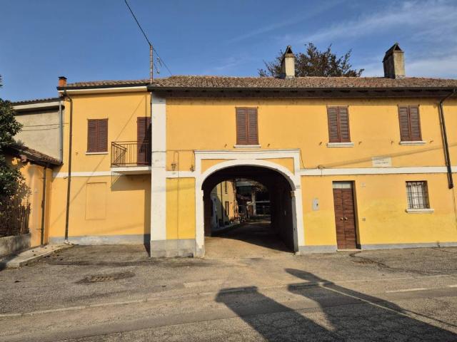 Villa Indipendente in vendita a San Zenone Po, Lombardia