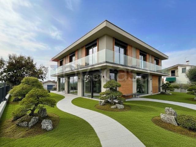 Villa Indipendente in vendita a Castelnuovo Del Garda, Veneto
