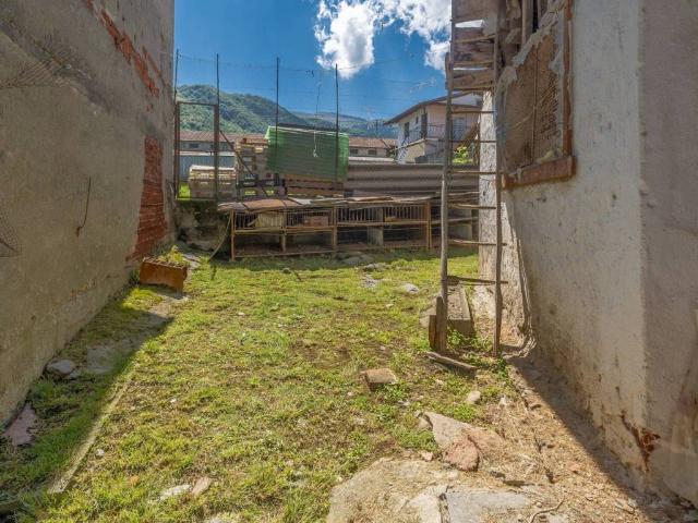 Villa Indipendente in vendita a Cusane Inferiore, Sanfront