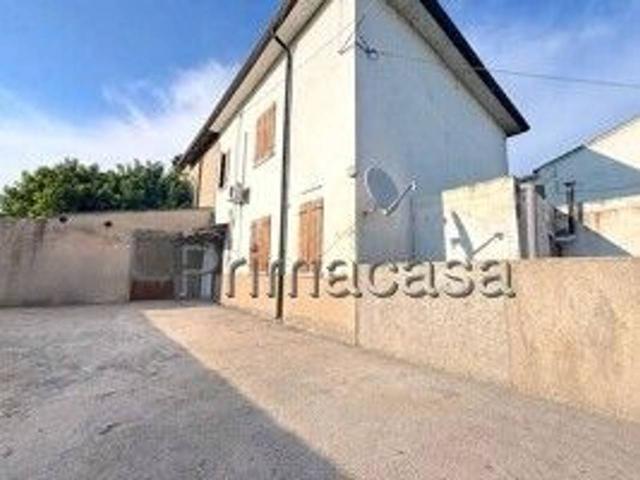 Villa Indipendente in vendita a Sanguinetto, Veneto