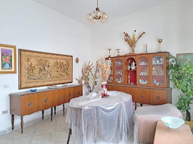 Villa Indipendente in vendita a Sanluri, Sardigna/Sardegna