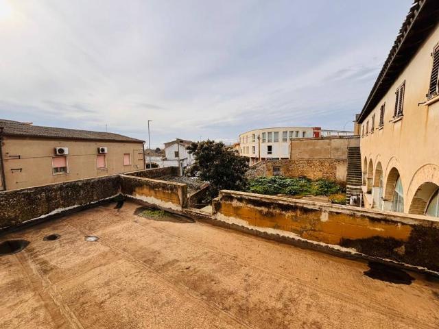 Villa Indipendente in vendita a Sanluri, Sardigna/Sardegna