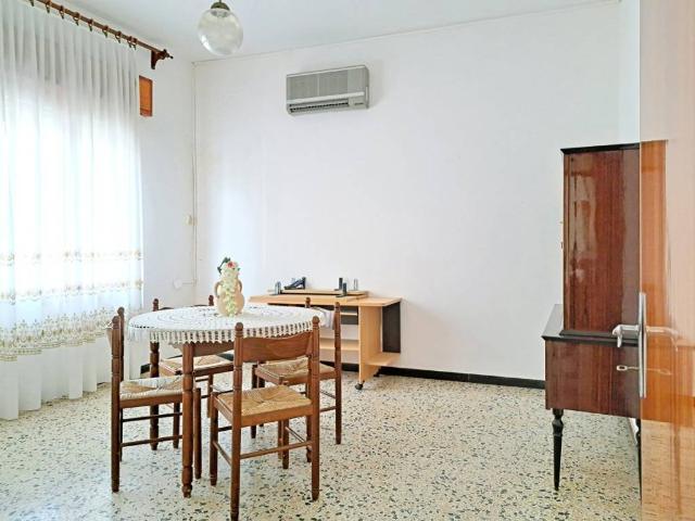 Villa Indipendente in vendita a Sanluri, Sardigna/Sardegna