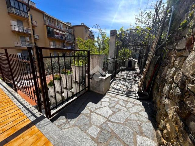 Villa Indipendente in vendita a San Remo, Liguria