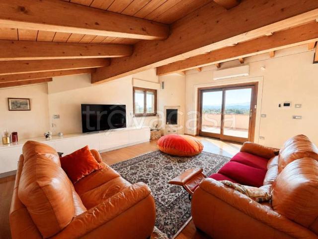 Villa Indipendente in vendita a Sansepolcro, Toscana