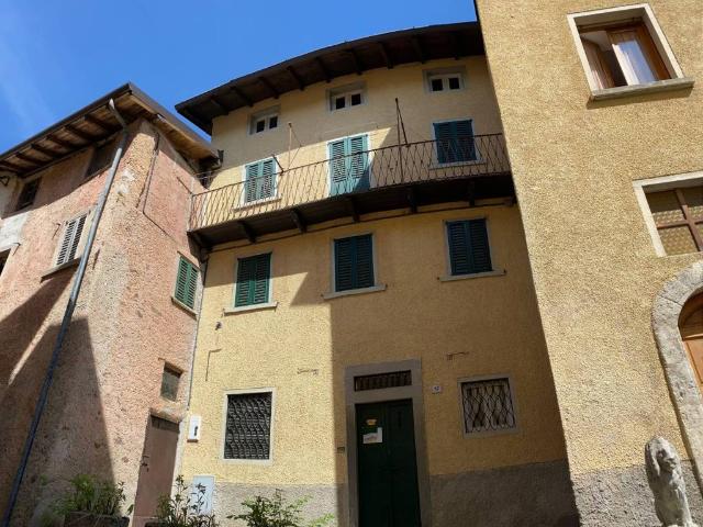 Villa Indipendente in vendita a Comunità Montana della Valle Brembana, Santa Brigida
