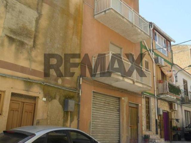 Villa Indipendente in vendita a Santa Caterina Villarmosa, Sicilia