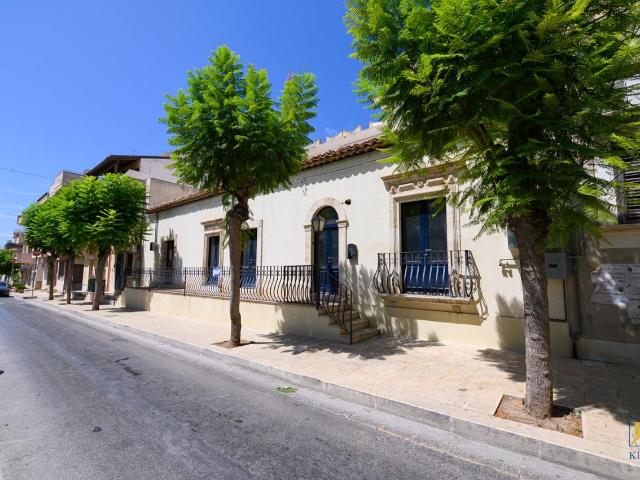 Villa Indipendente in vendita a Contrada Canestanco, Santa Croce Camerina