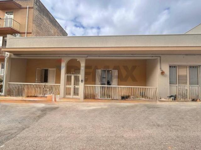 Villa Indipendente in vendita a Contrada Canestanco, Santa Croce Camerina
