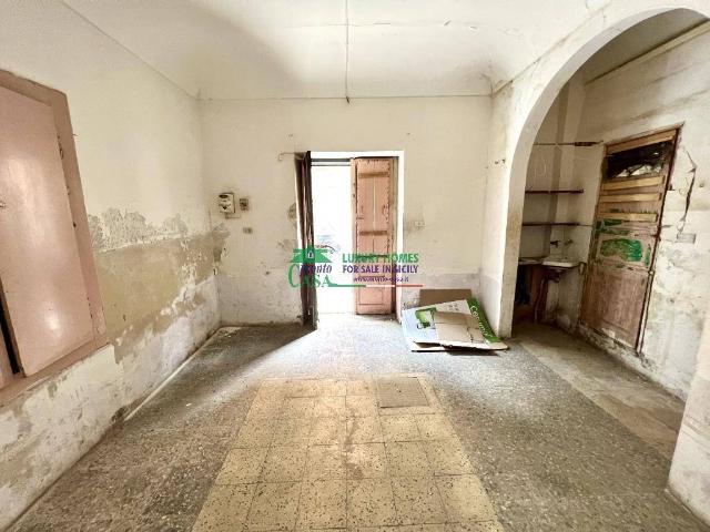 Villa Indipendente in vendita a Santa Croce Camerina, Sicilia