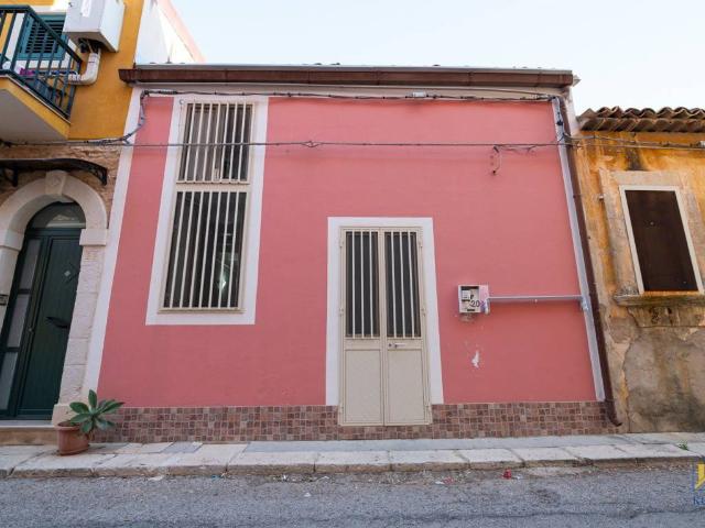Villa Indipendente in vendita a Contrada Canestanco, Santa Croce Camerina