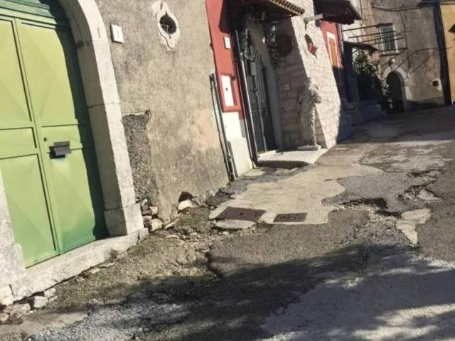 Villa Indipendente in vendita a Santa Croce Del Sannio, Campania