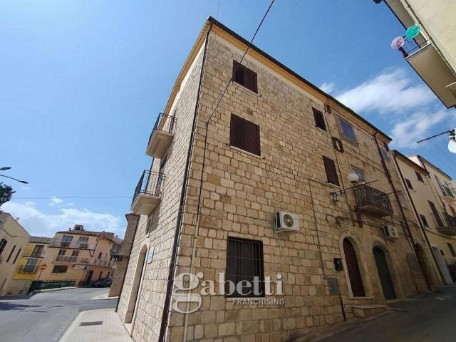 Villa Indipendente in vendita a Santa Croce di Magliano, Campobasso