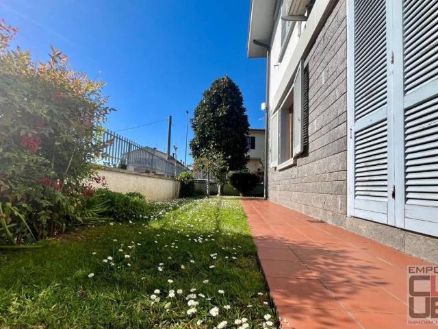 Villa Indipendente in vendita a Castellare, Santa Croce Sull'arno