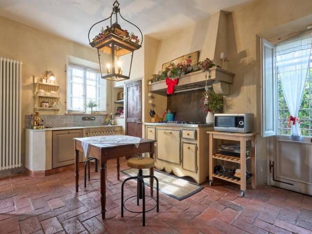 Villa Indipendente in vendita a Santa Croce Sull'arno, Toscana