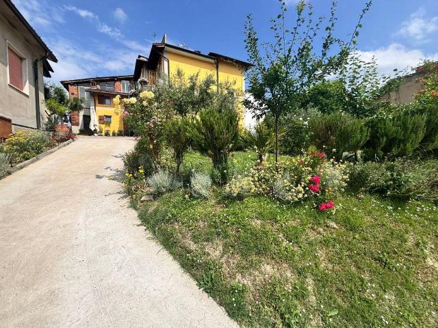 Villa Indipendente in vendita a Santa Giuletta, Lombardia