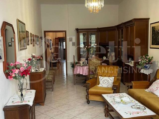 Villa Indipendente in vendita a Santa Giusta, Sardigna/Sardegna
