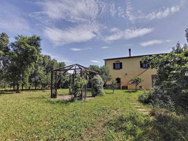 Villa Indipendente in vendita a Pomaia, Santa Luce