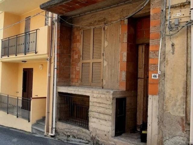 Villa Indipendente in vendita a Santa Lucia Di, Sicilia