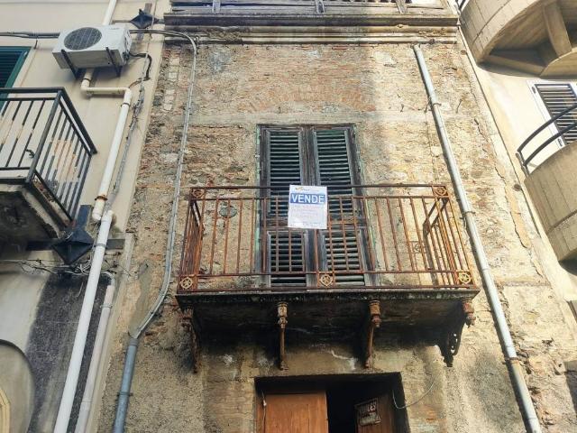 Villa Indipendente in vendita a Santa Lucia Di, Sicilia