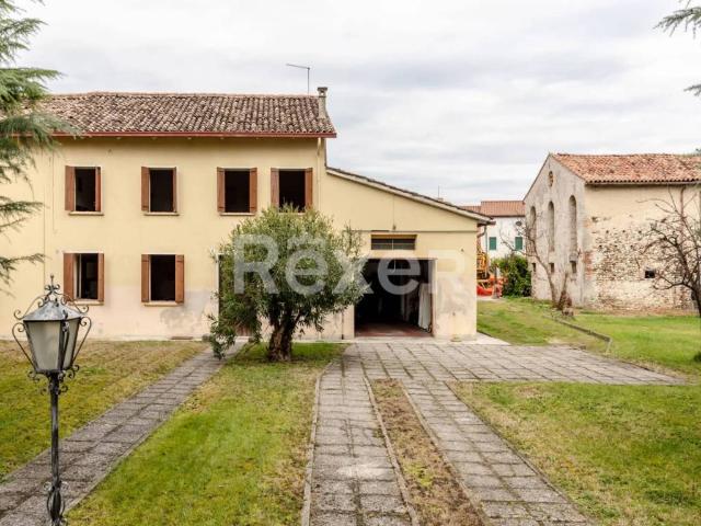 Rustico in vendita a Santa Lucia Di Piave, Veneto