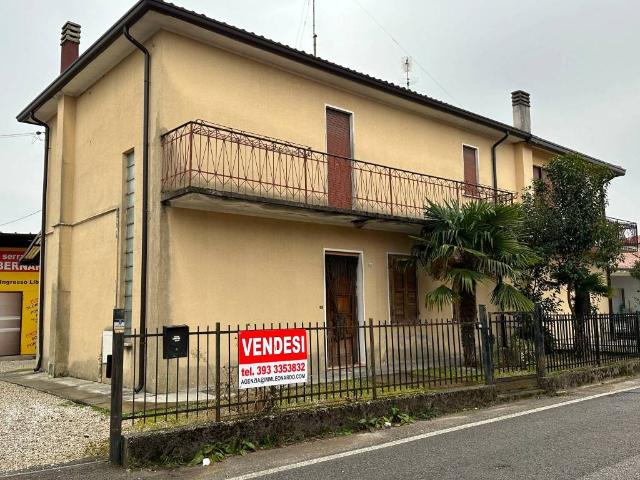 Villa Indipendente in vendita a Santa Lucia Di Piave, Veneto