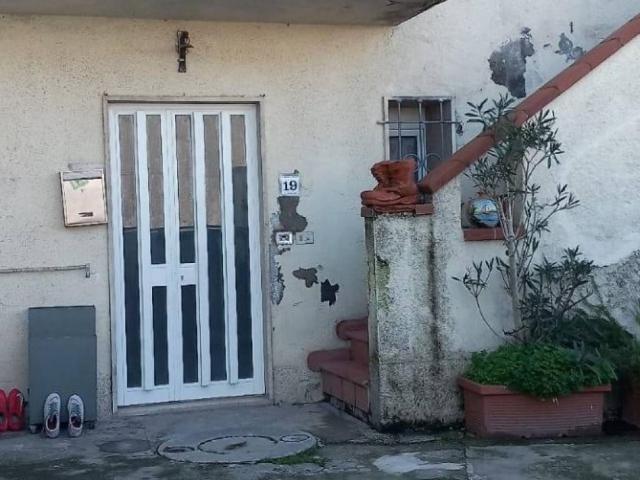 Villa Indipendente in vendita a Ponticelli, Santa Maria A Monte
