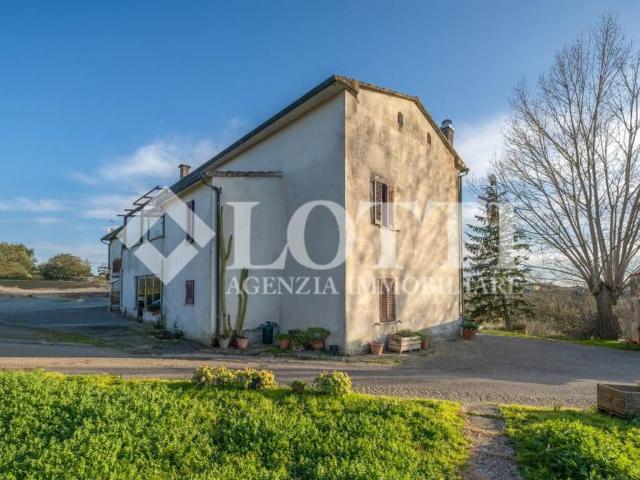 Villa Indipendente in vendita a Santa Maria A Monte, Toscana