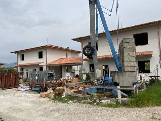 Villa Indipendente in vendita a Sottili, Santa Maria A Monte