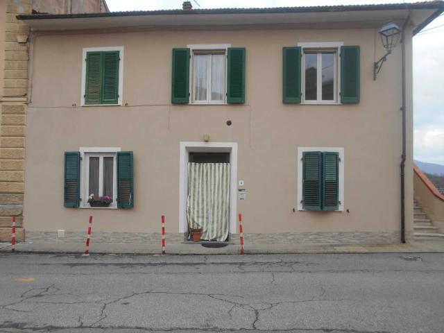Villa Indipendente in vendita a Sottili, Santa Maria A Monte