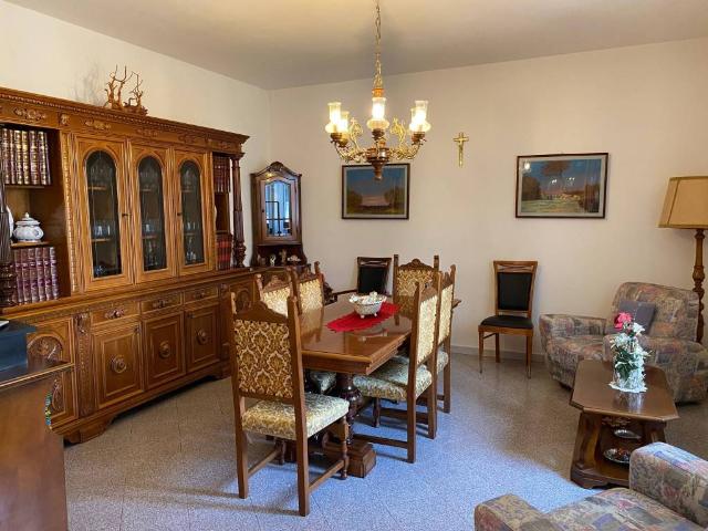 Villa Indipendente in vendita a Santa Maria A Monte, Toscana