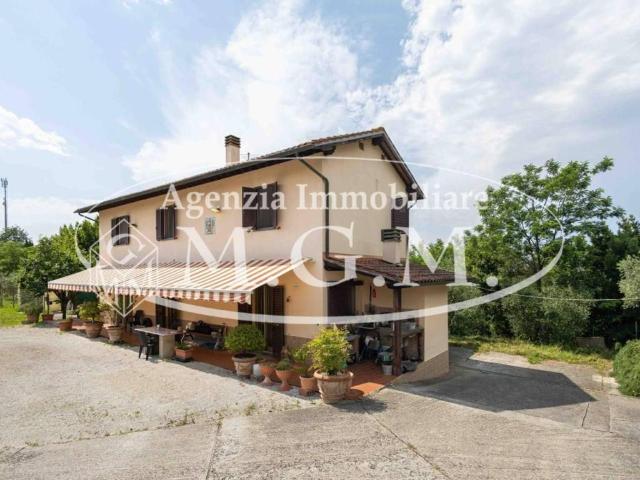 Villa Indipendente in vendita a Santa Maria A Monte, Toscana