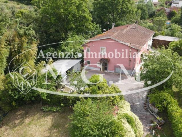 Villa Indipendente in vendita a Santa Maria A Monte, Toscana