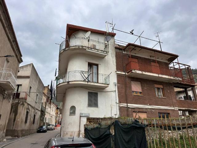Villa Indipendente in vendita a Santa Maria A Vico, Campania