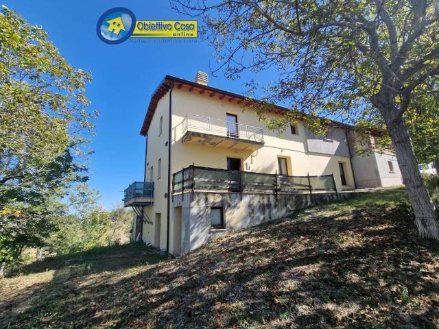 Villa Indipendente in vendita a Cermignano, Abruzzo