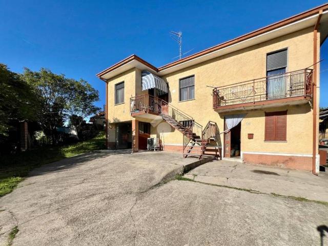 Villa Indipendente in vendita a Santa Maria Della Versa, Lombardia