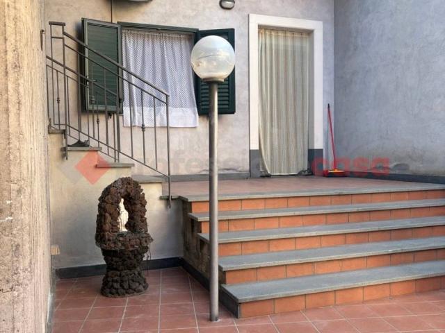 Villa Indipendente in vendita a Santa Maria Di Licodia, Sicilia
