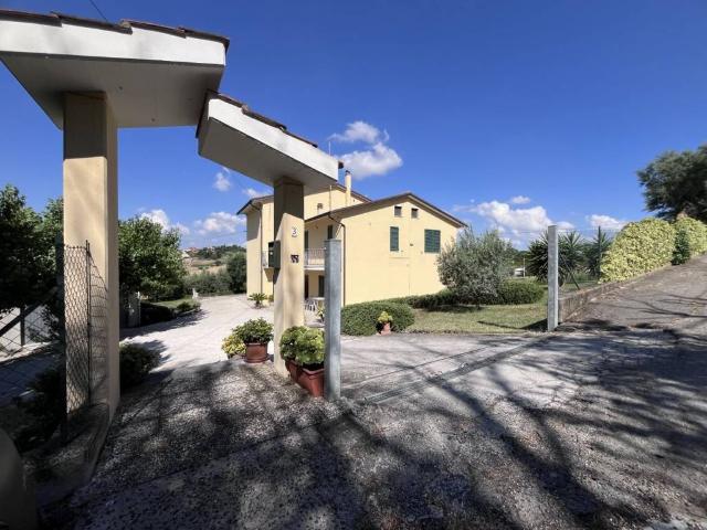 Villa Indipendente in vendita a Marche, Ancona