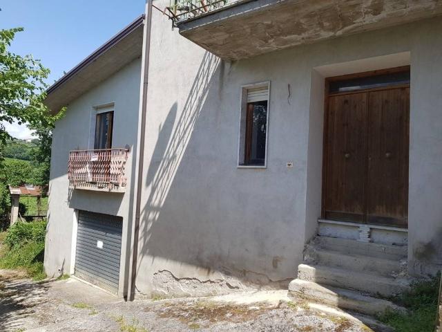 Villa Indipendente in vendita a Santa Paolina, Campania